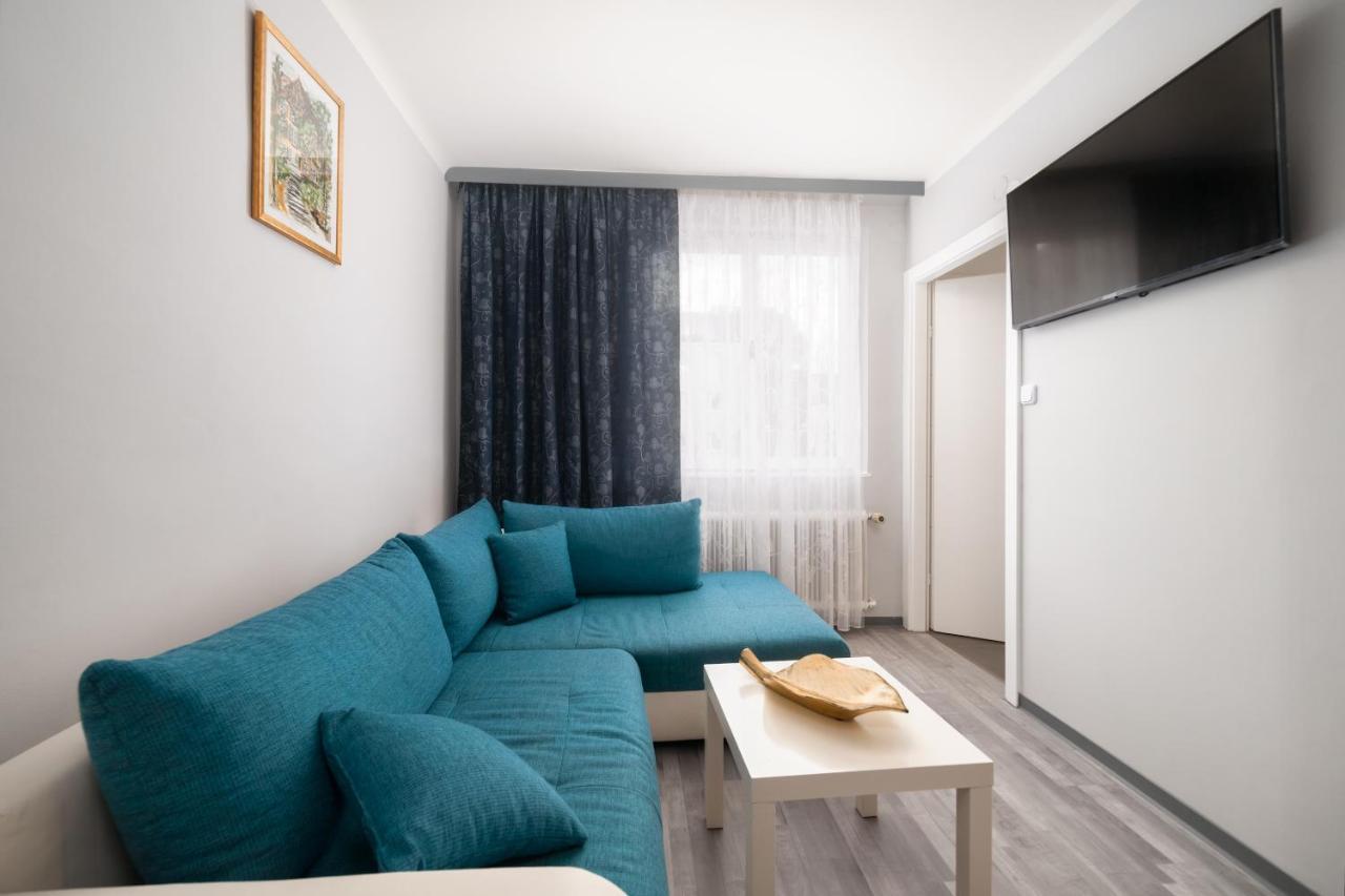 Apartment Brand-new On Shopping Street In Schoenbrunn With Lift Access Wien